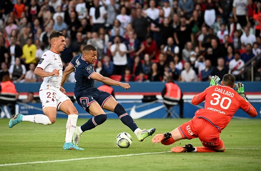 PSG vs Metz (03:00 – 21/12) | Xem lại trận đấu