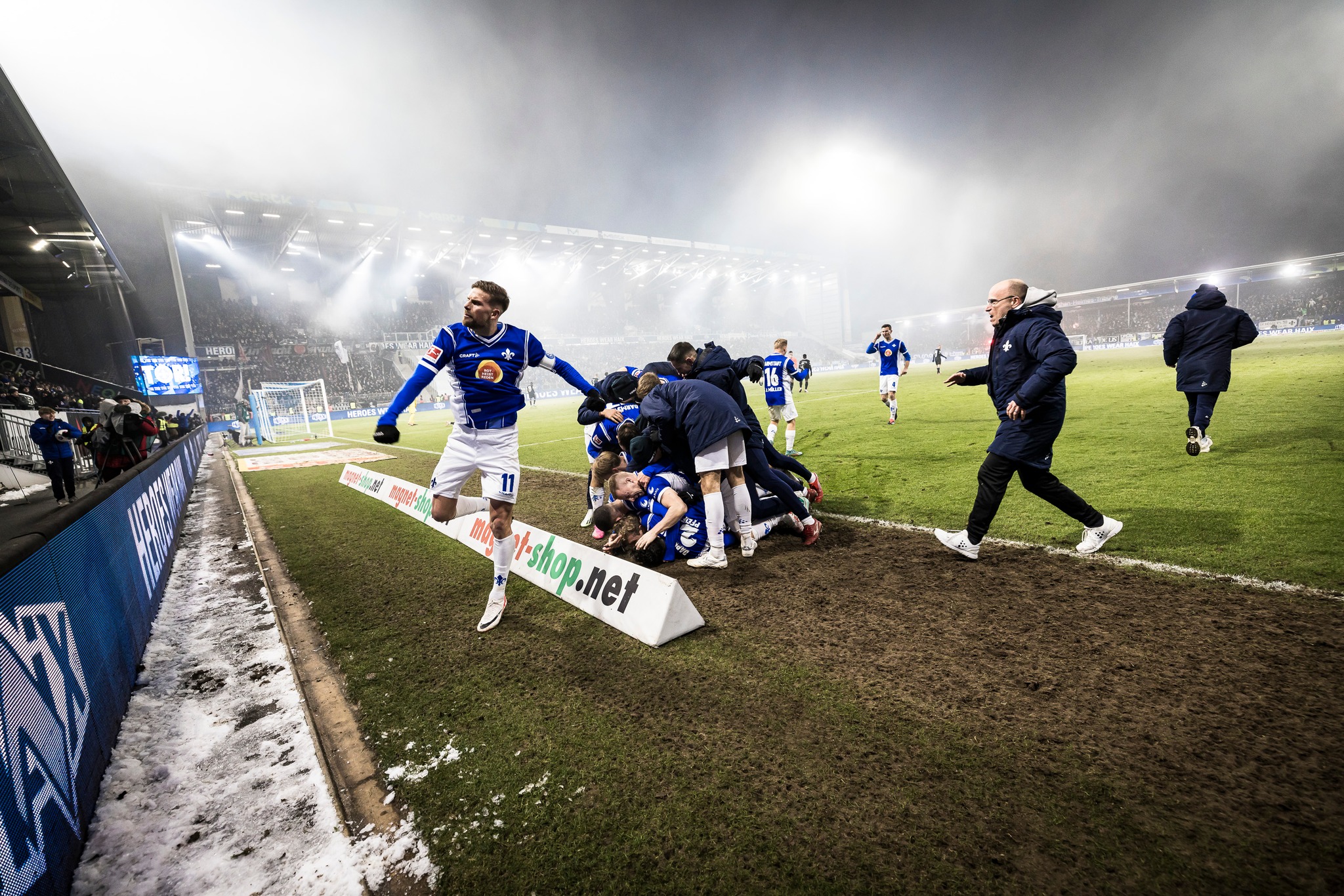 Darmstadt vs E. Frankfurt (21:30 – 20/01) | Xem lại trận đấu