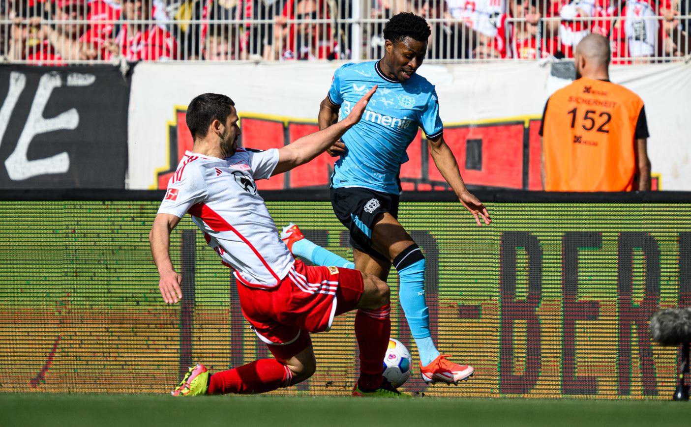 Union Berlin vs Bayer Leverkusen (20:30 – 06/04) | Xem lại trận đấu