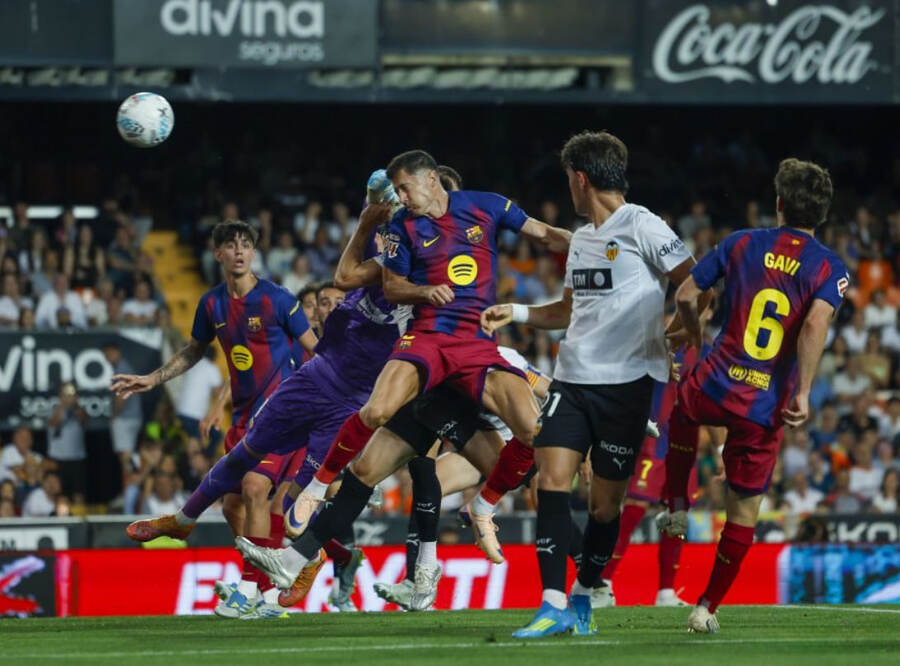 Valencia CF vs Barcelona (02:00 - 24/05)